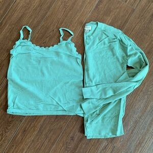 Light green sweater set